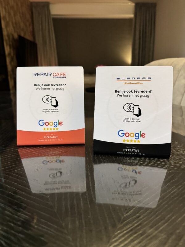 NFC Review Bordje – op maat met jouw logo